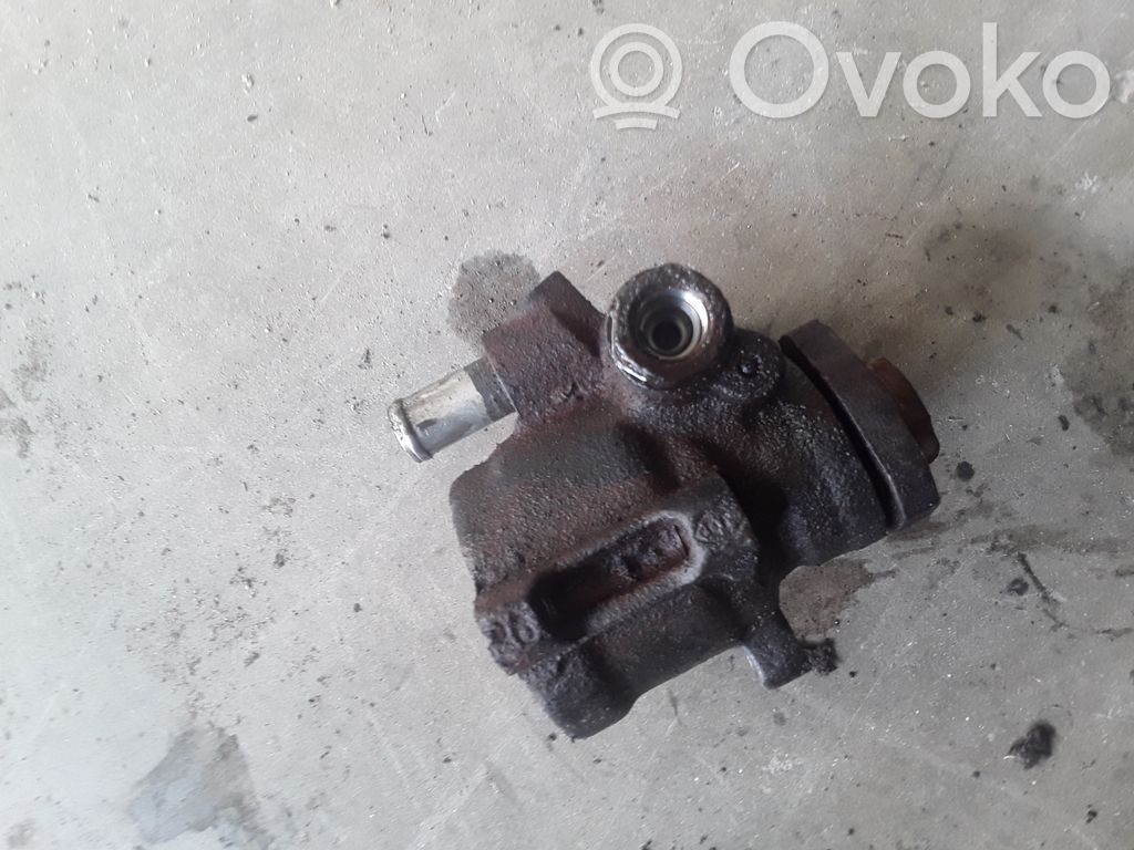 Volkswagen Polo IV 9N3 Pompa wspomagania 