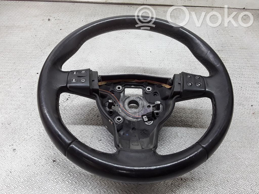 Steering wheel   5P0959537