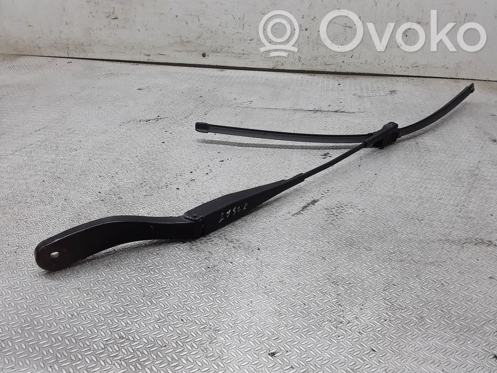 Volvo V50 Tuulilasinpyyhkimen sulka 
