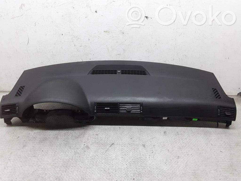 Dashboard   8E1857041L
