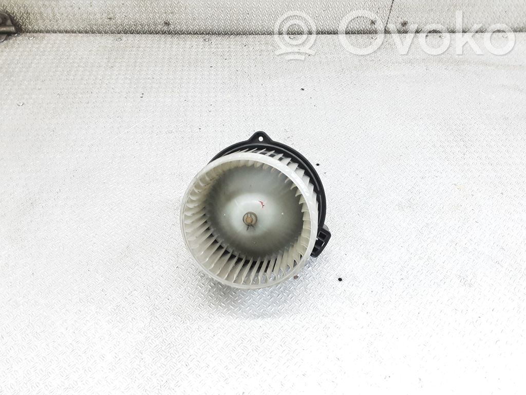 Mazā radiatora ventilators   0130101121