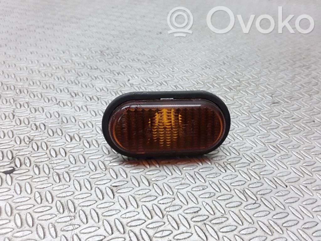 Renault Trafic II (X83) Front fender indicator light 