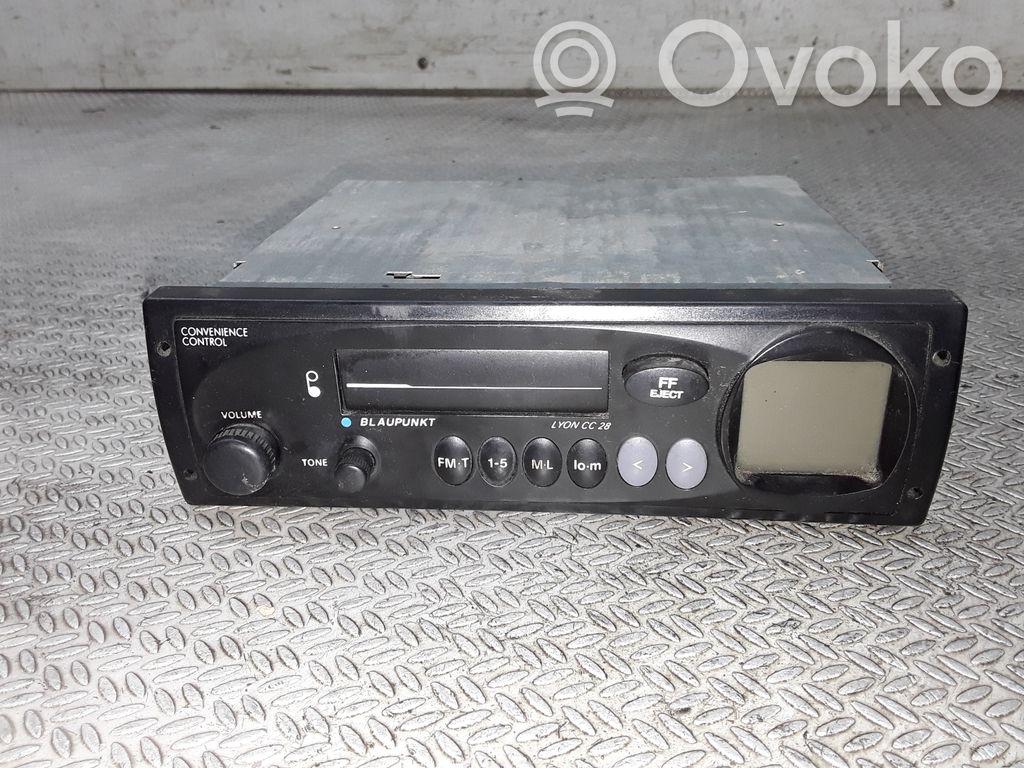 Panel / Radioodtwarzacz CD/DVD/GPS