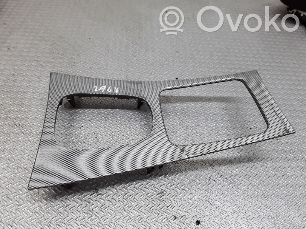 Mercedes-Benz C W203 Rivestimento in plastica cornice della leva del cambio 
