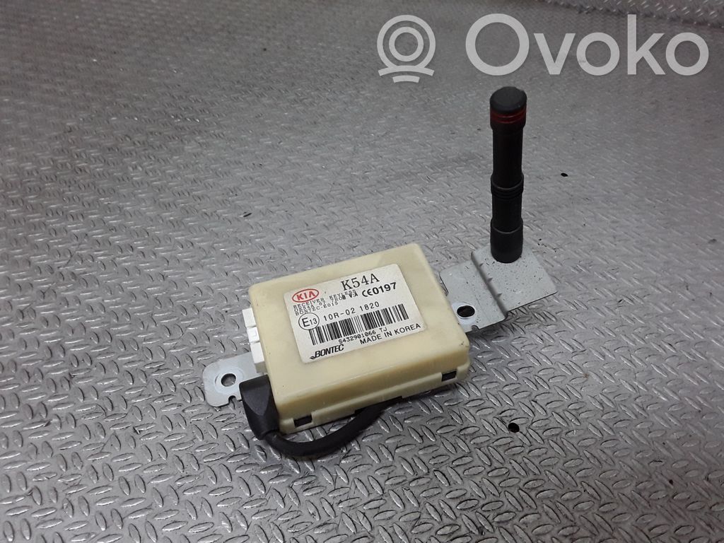 Immobilizer control unit/module   OK54A677ROB
