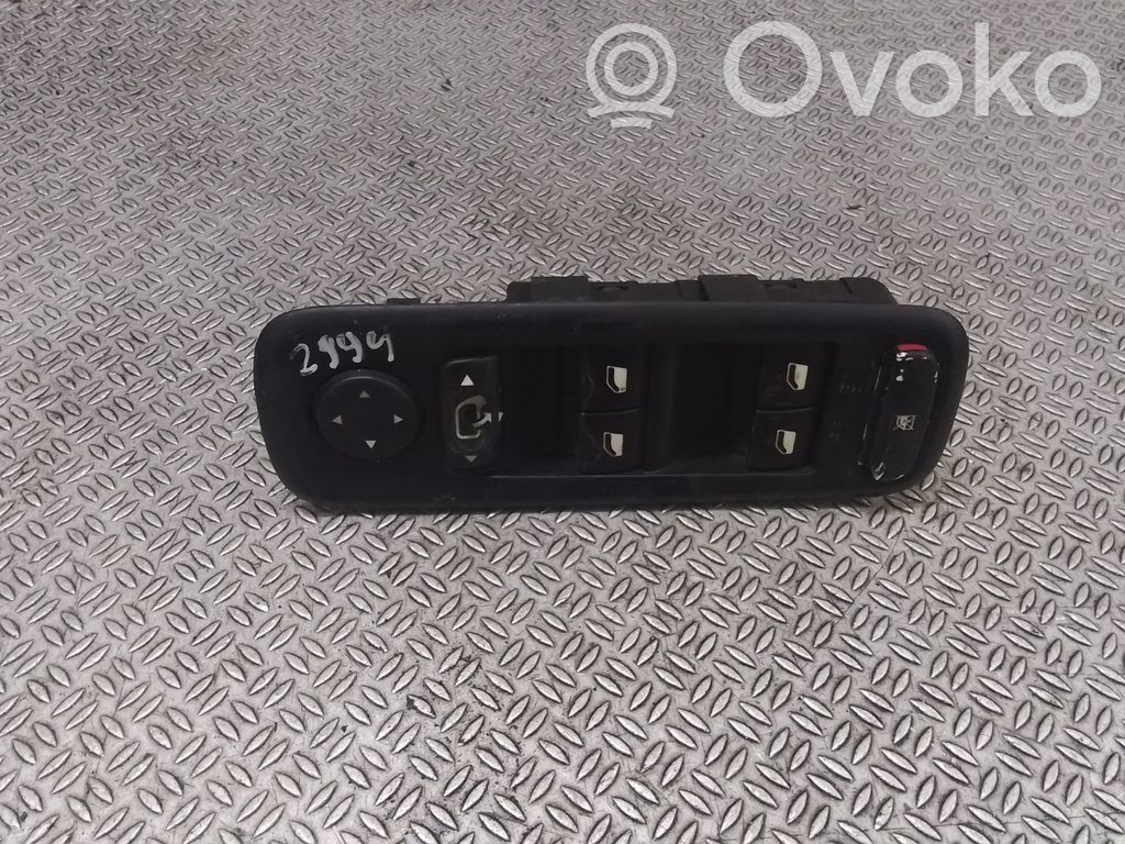 Peugeot 807 Interruttore di controllo dell’alzacristalli elettrico