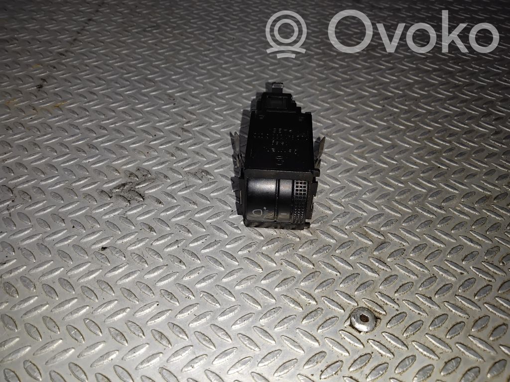 Skoda Octavia Mk1 (1U) Headlight level height control switch 