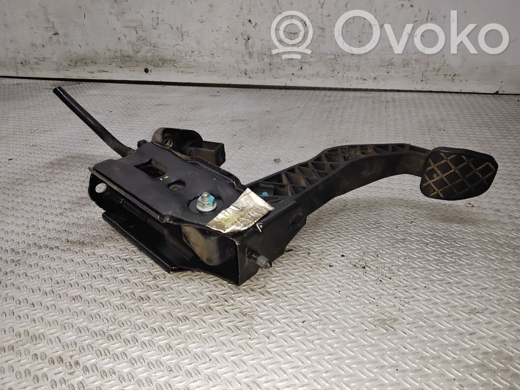 Sankabos pedalas   8Z1721059B