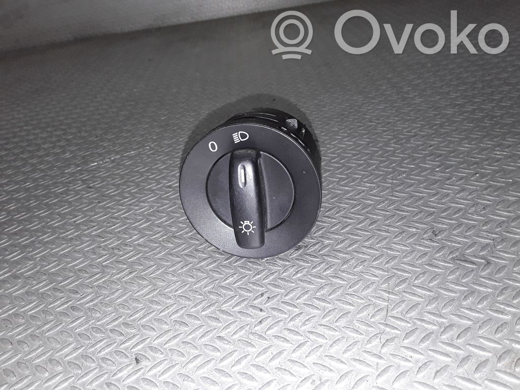 Volkswagen Jetta V Light switch 