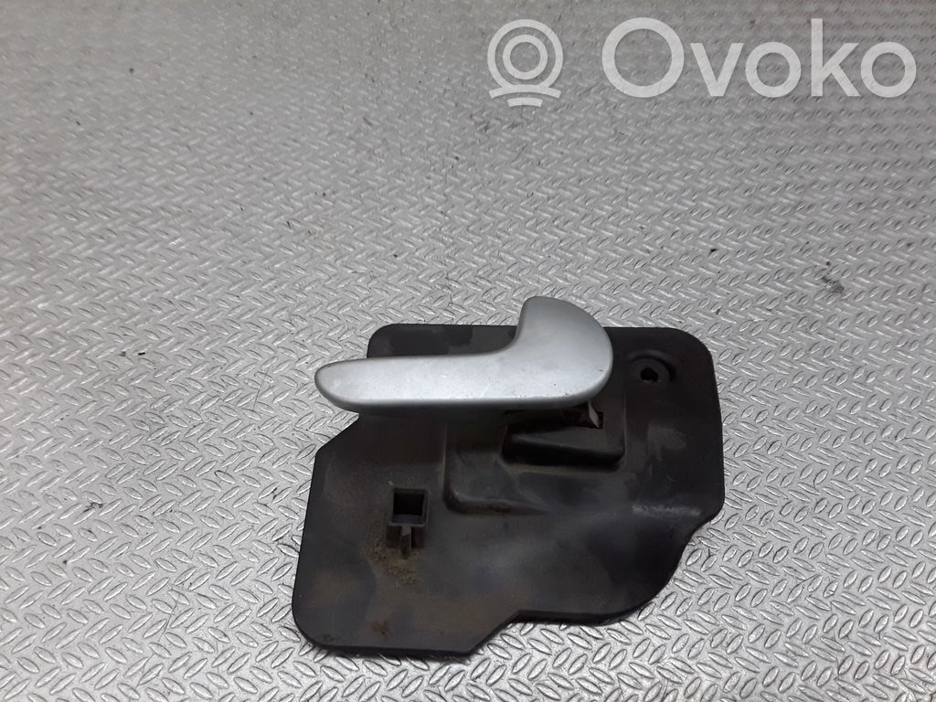 Manecilla interna puerta delantera   13121859