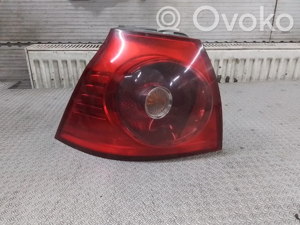 Rear/tail lights