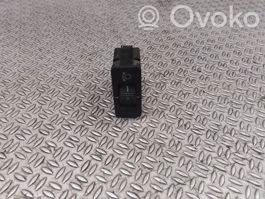 Headlight level height control switch   259160C
