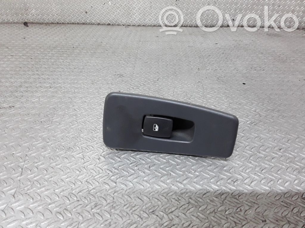 Chrysler Pacifica Electric window control switch 