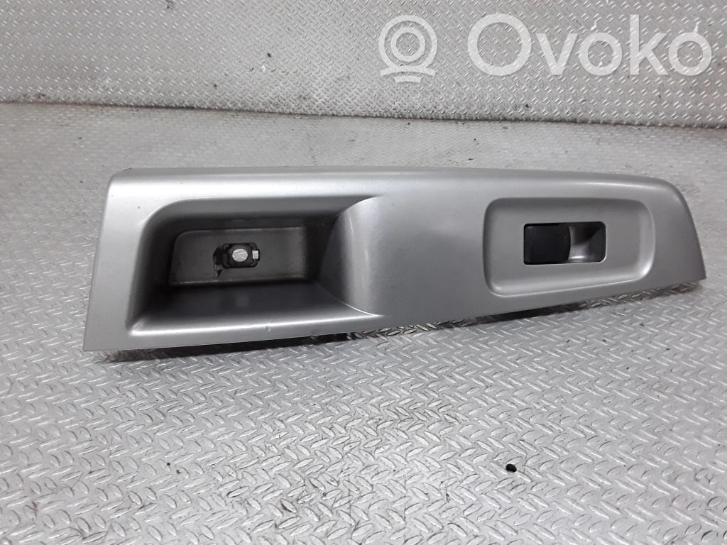 Electric window control switch   94266FG560