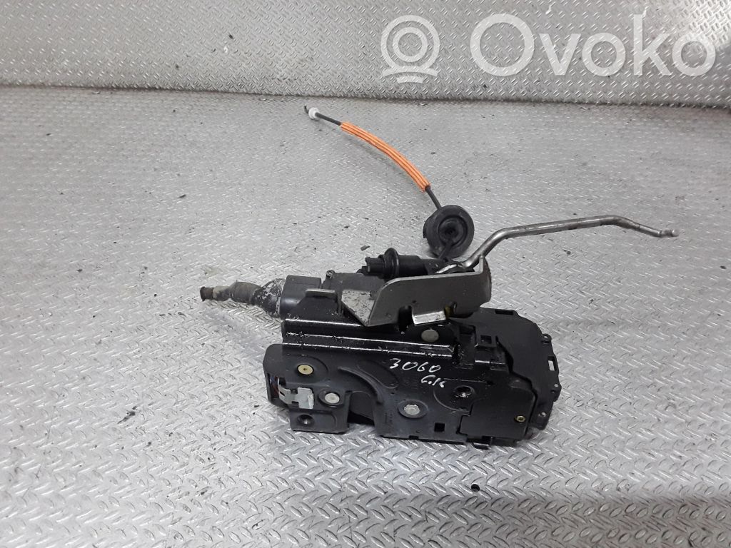 Audi A4 S4 B6 8E 8H Serratura portiera posteriore 