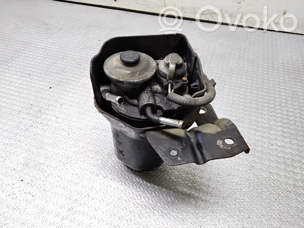 Subaru Legacy Kraftstoffpumpe mechanisch 