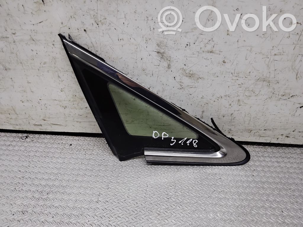 Mazda CX-7 Fenêtre triangulaire avant / vitre