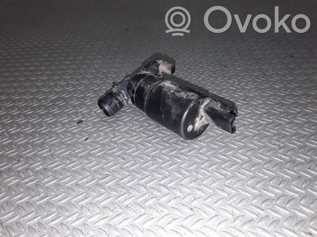 Toyota Aygo AB10 Pompe de lave-glace de pare-brise