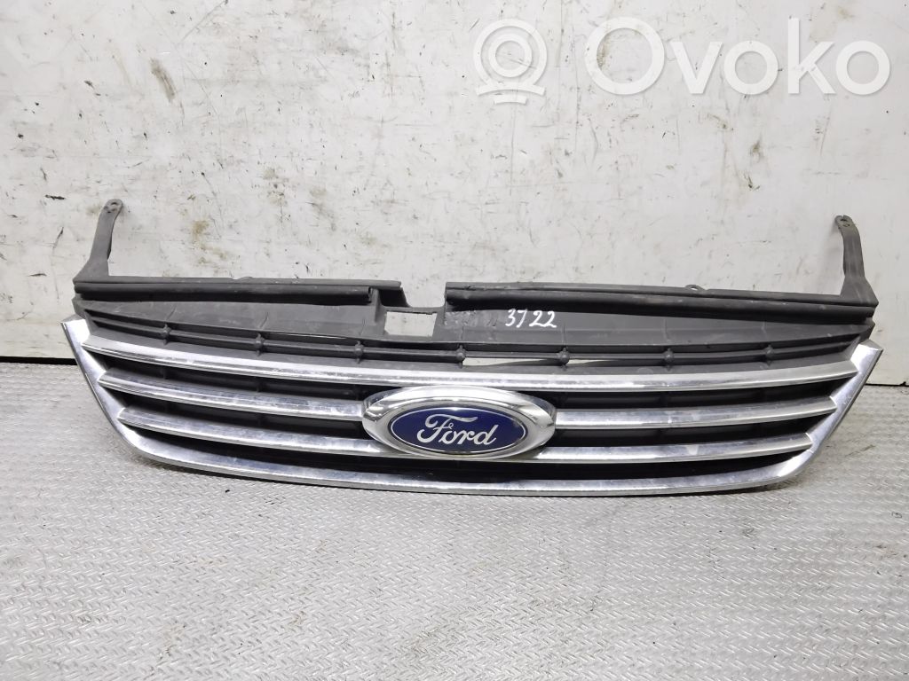 Grilă radiator față   7S718200B