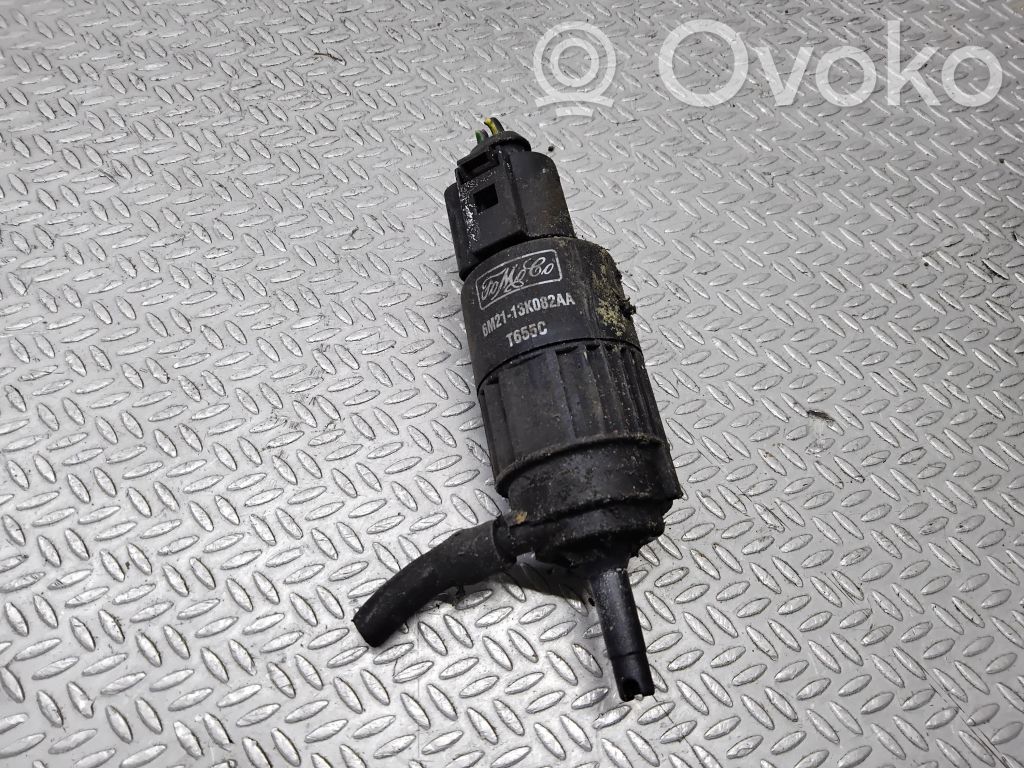 Ford Mondeo MK IV Windscreen/windshield washer pump 