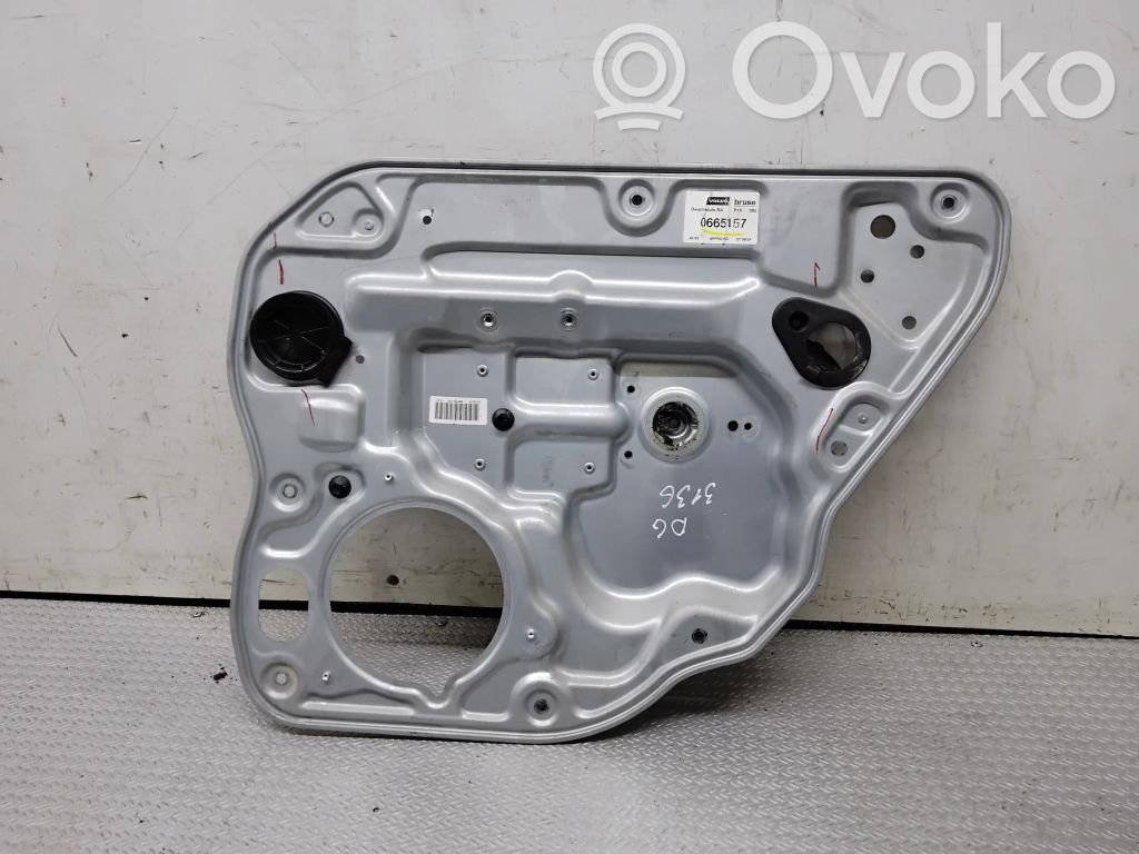 Volvo V50 Meccanismo di sollevamento del finestrino posteriore senza motorino 