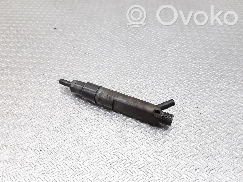 Volkswagen PASSAT B5 Injektor Einspritzdüse 