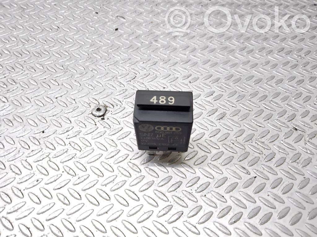 Volkswagen Polo IV 9N3 Other relay 