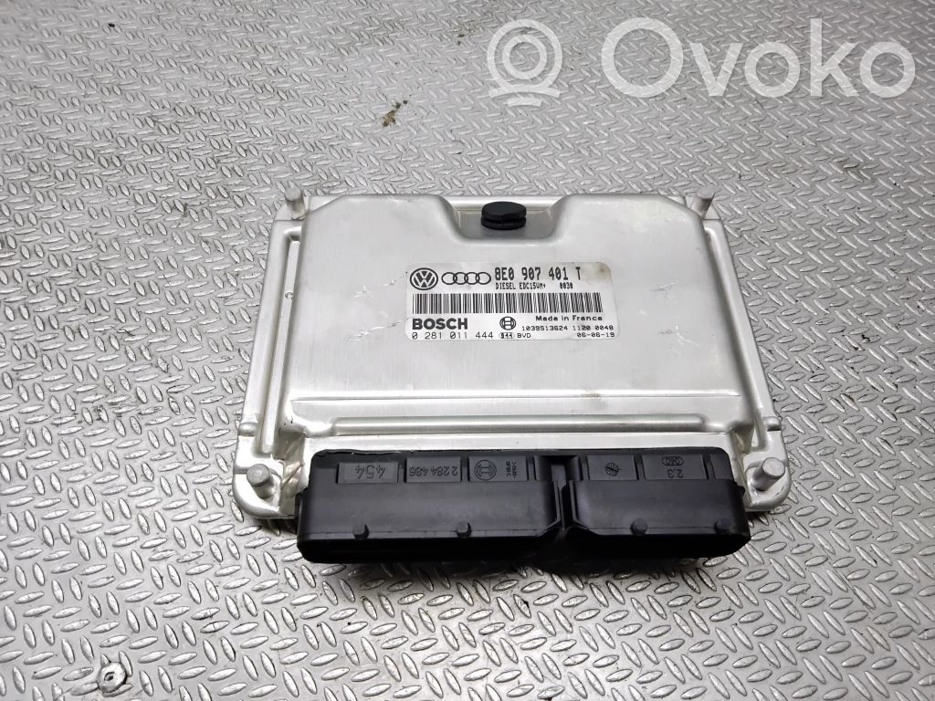Motorsteuergerät/-modul   8E0907401T,0281011444