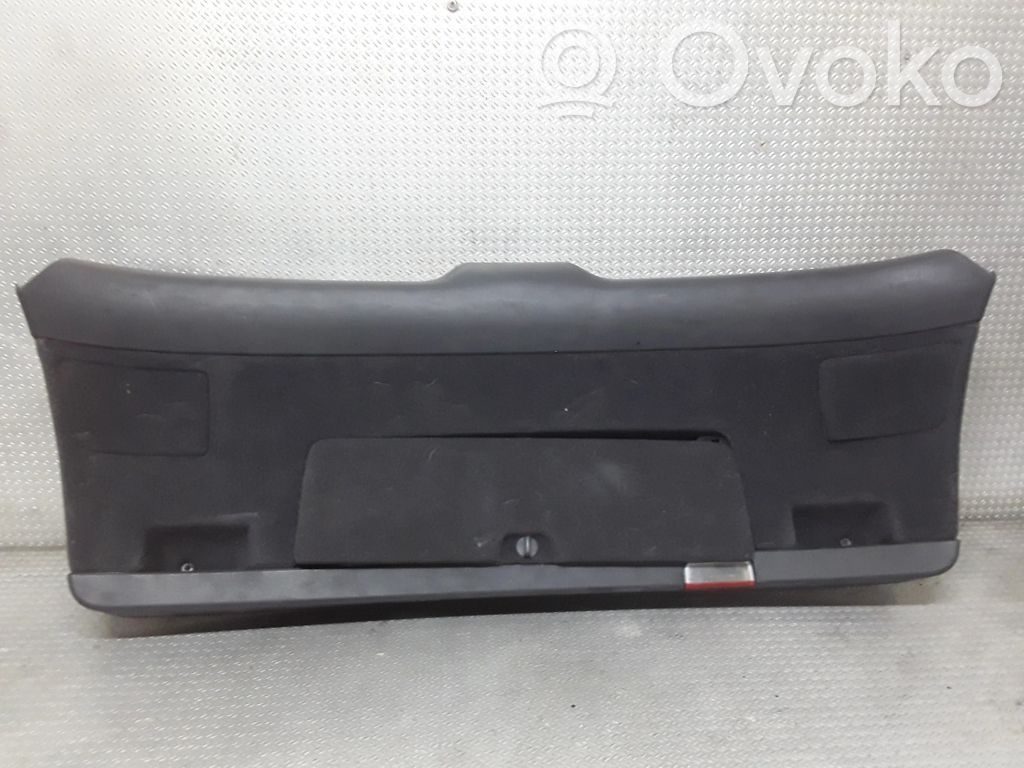 Audi A4 S4 B7 8E 8H Tapicerka bagażnika / Komplet 