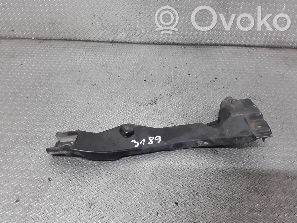 Audi A4 S4 B7 8E 8H Front bumper mounting bracket 
