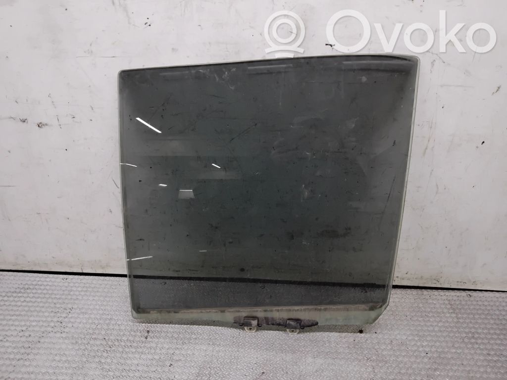Takaoven ikkunalasi