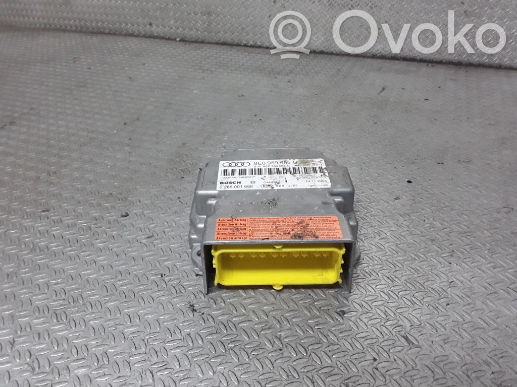 Unitate/modul de comandă airbaguri   8E0959655G