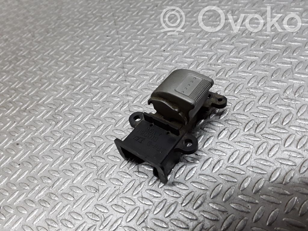 Electric window control switch   M20013