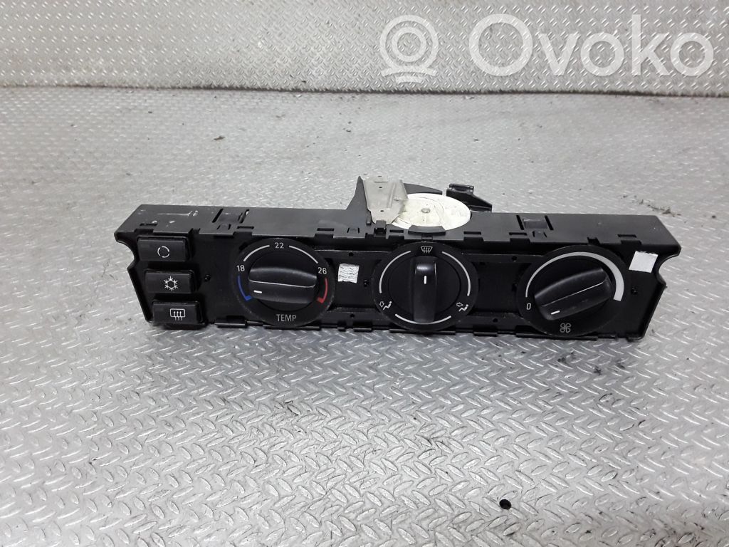 BMW 5 E39 Climate control unit 