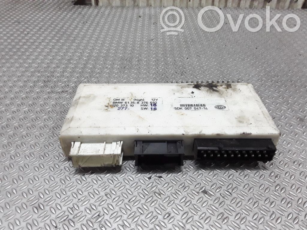 BMW 5 E39 Komforta modulis 