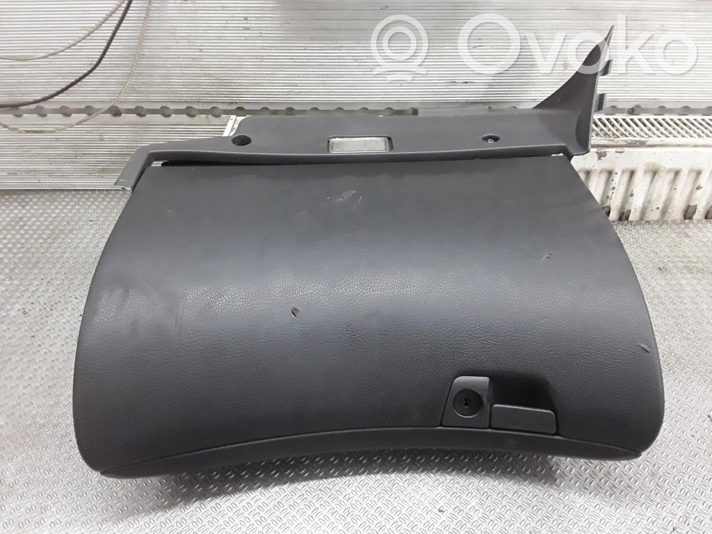 Handschuhfach komplett   8650374