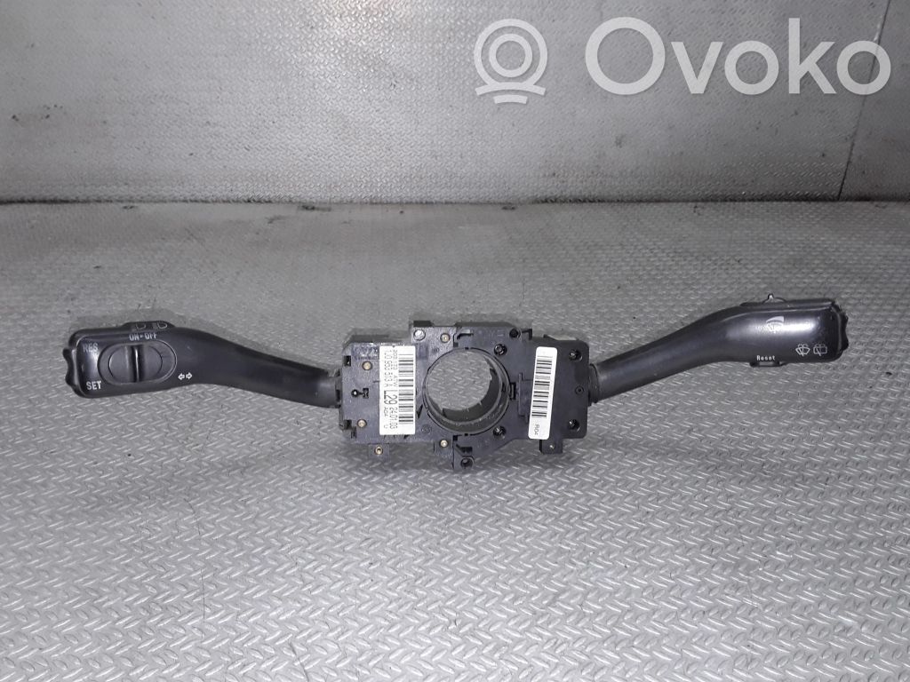 Volkswagen PASSAT B5.5 Commodo, commande essuie-glace/phare 