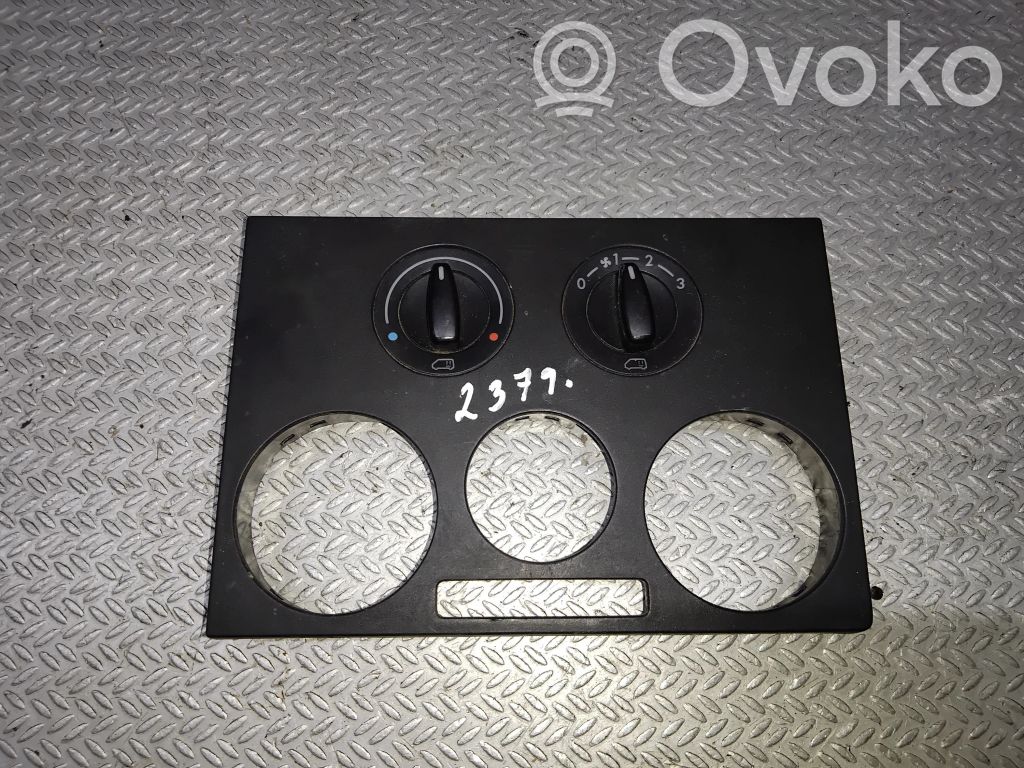Volkswagen Transporter - Caravelle T4 Climate control/heater control trim 