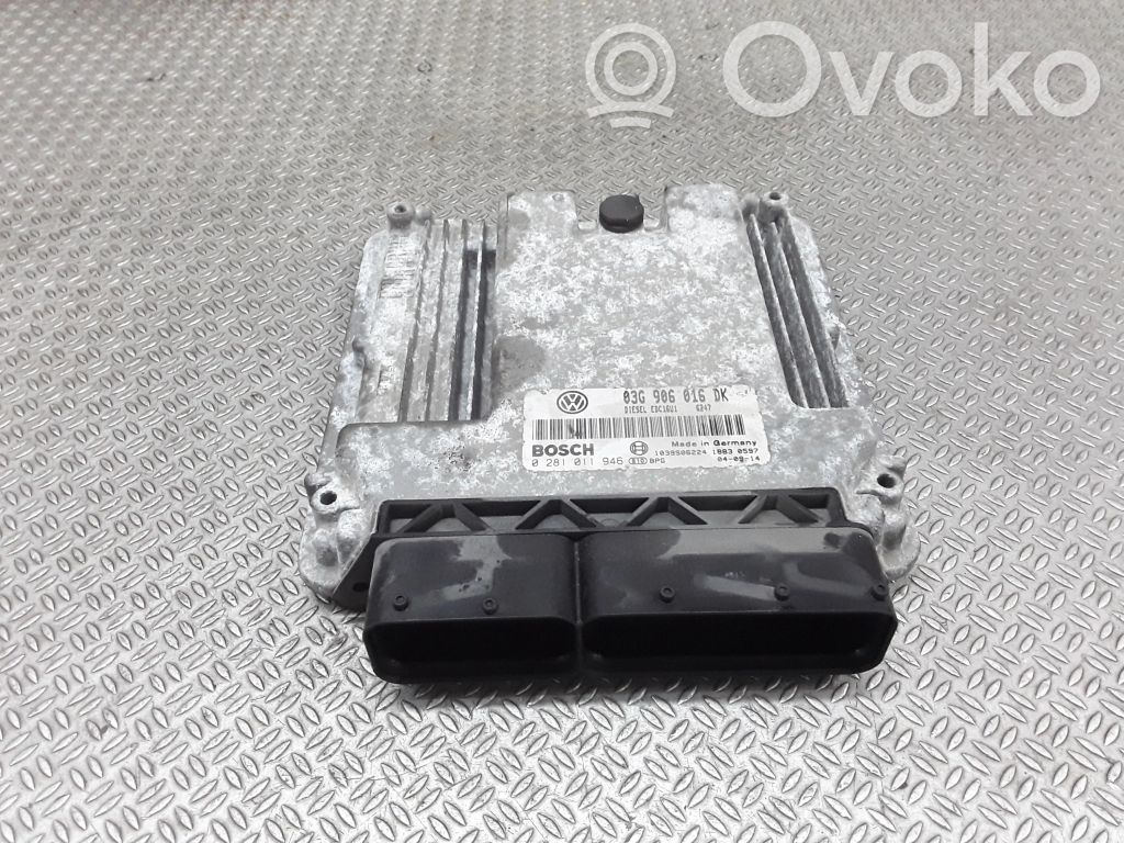 Volkswagen Touran I Engine control unit/module 