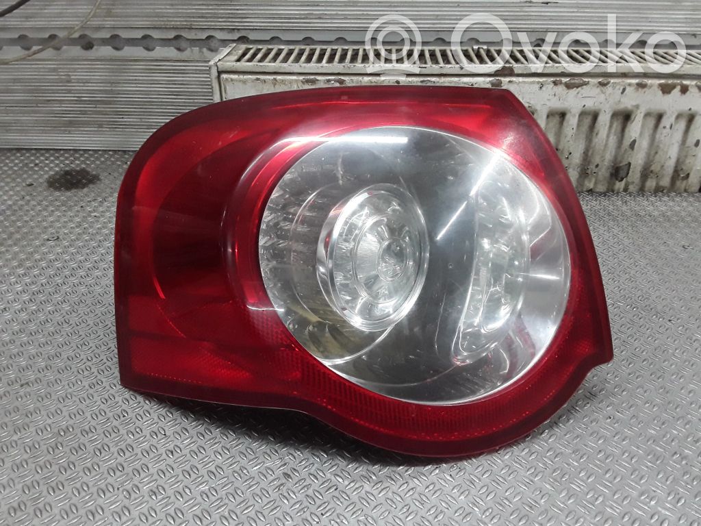 Volkswagen PASSAT B6 Lampa tylna