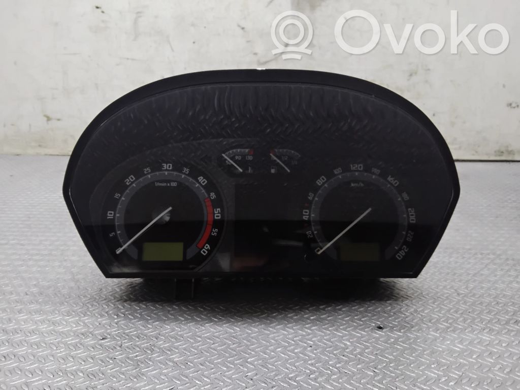 Skoda Fabia Mk1 (6Y) Vitezometru (grup de instrumente) 
