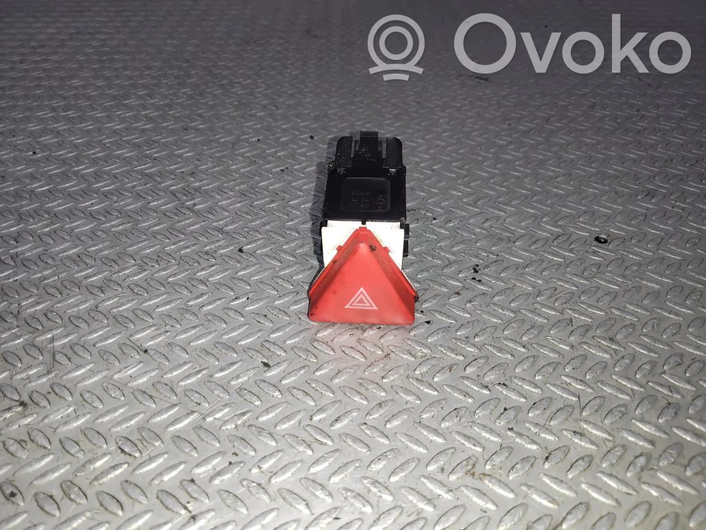 Volkswagen Golf V Interruttore luci di emergenza