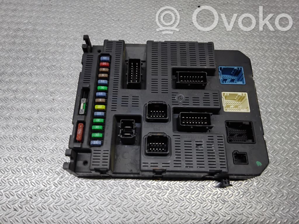 Fuse module   9664532580