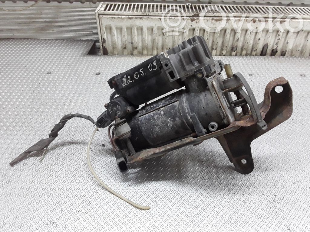 Mercedes-Benz S W220 Air suspension compressor/pump 