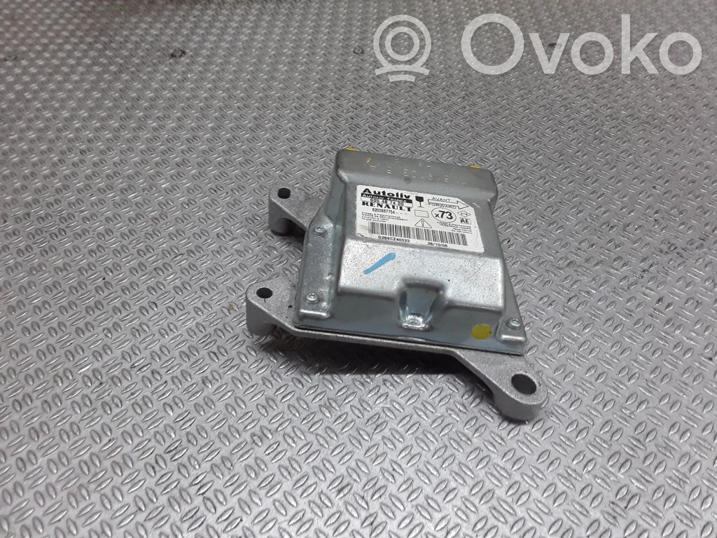 Airbag control unit/module   8200687754