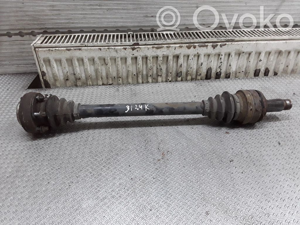 Rear driveshaft   7527073