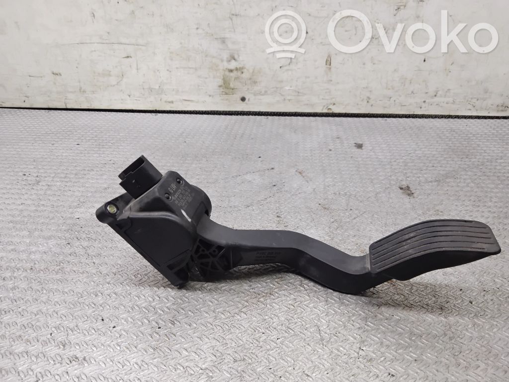 Citroen C4 I Pedał gazu / przyspieszenia 