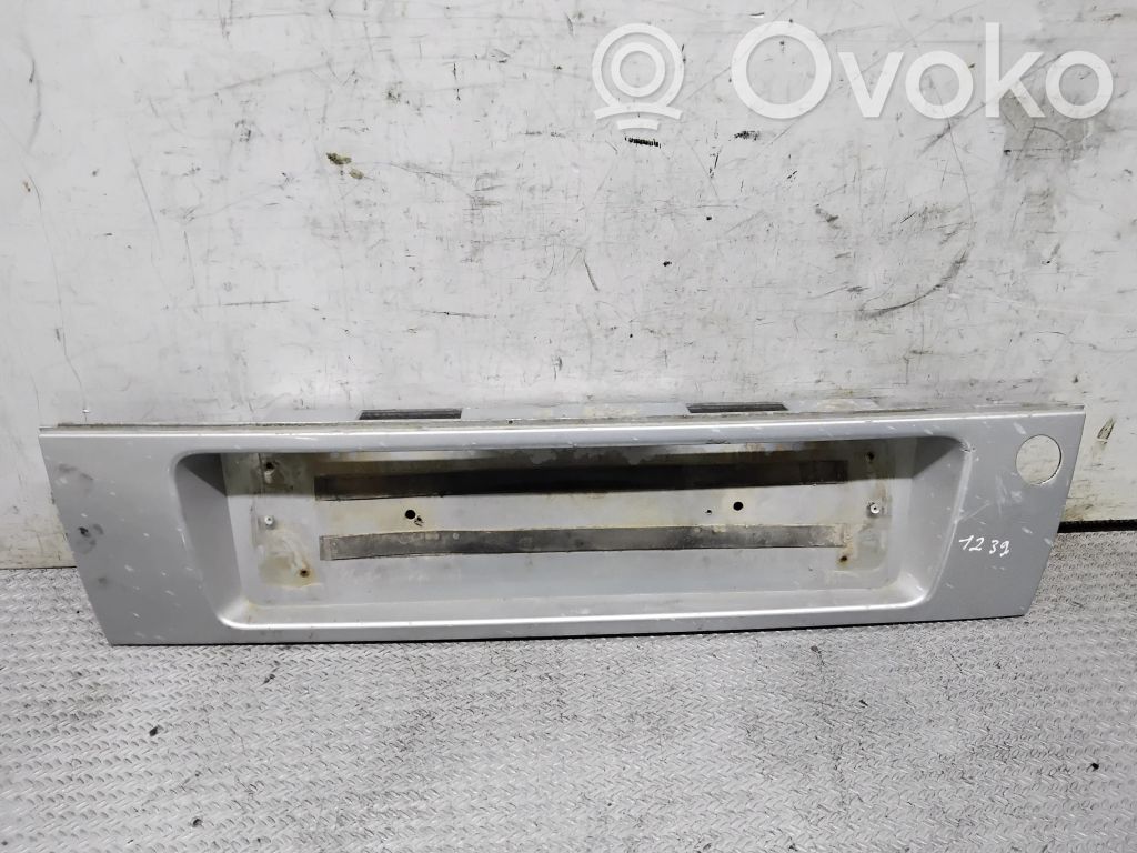 Audi A6 S6 C4 4A Éclairage de plaque d'immatriculation 