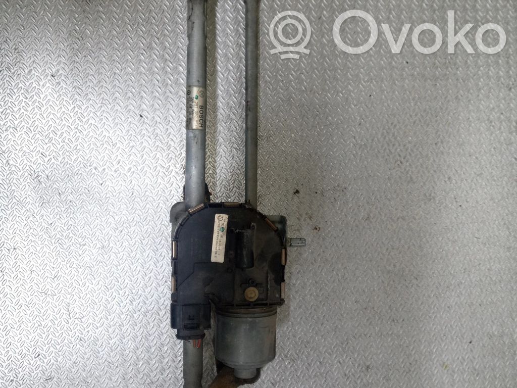 Volkswagen Golf V Tiranti e motorino del tergicristallo anteriore