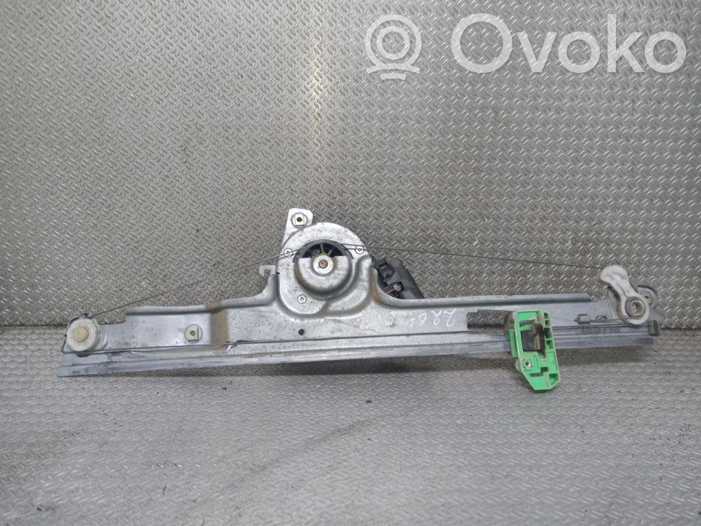 Elektryczny podnośnik szyby drzwi przednich   440726